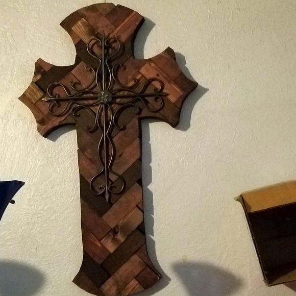 Cross - Picture 1 of 1